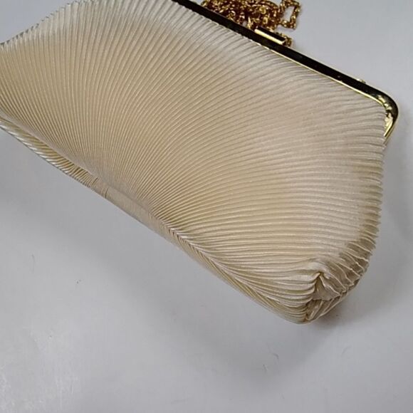 Vintage Handbag & Crossbody Bag - Picture 10 of 15